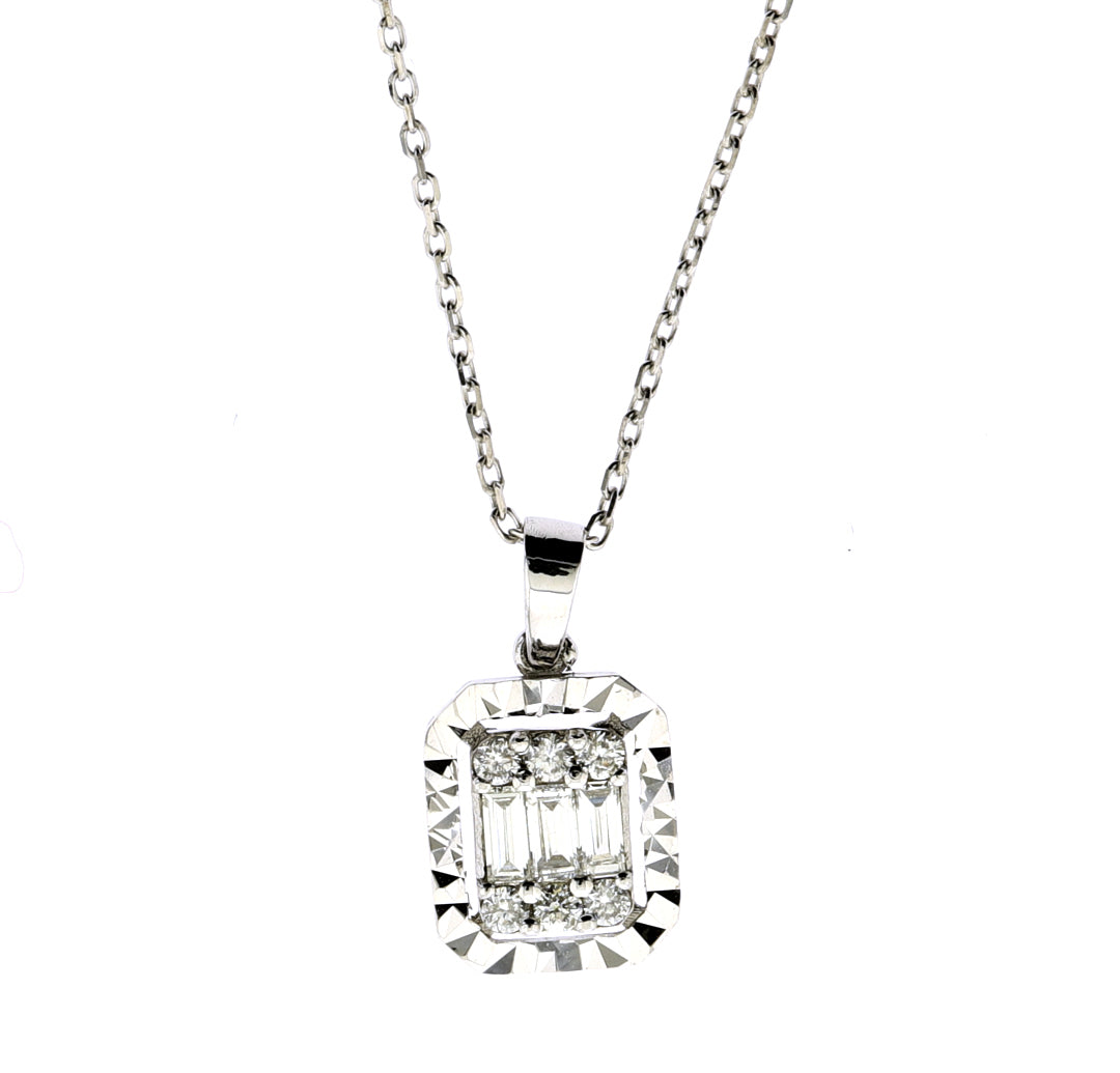 Висулка бяло злато с диаманти 0.19 карата