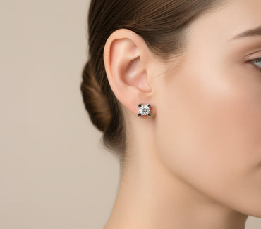 Класически обеци от бяло злато с диаманти 0.47 карата