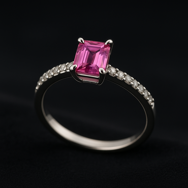 Diamond ring in white gold with pink sapphire 0.70 carats