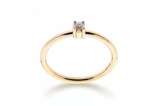 Годежен пръстен от жълто злато с диамант
