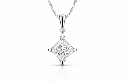 Висулка с инвестиционен диамант