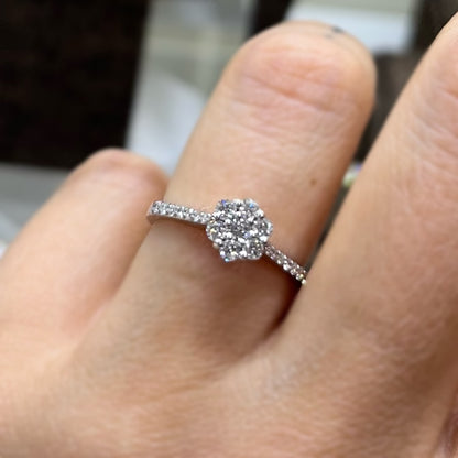 Пръстен от бяло злато с диаманти 0.42 карата