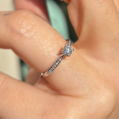 Пръстен бяло злато с диамант 0.24 карата HRD и диаманти 0.07 карата