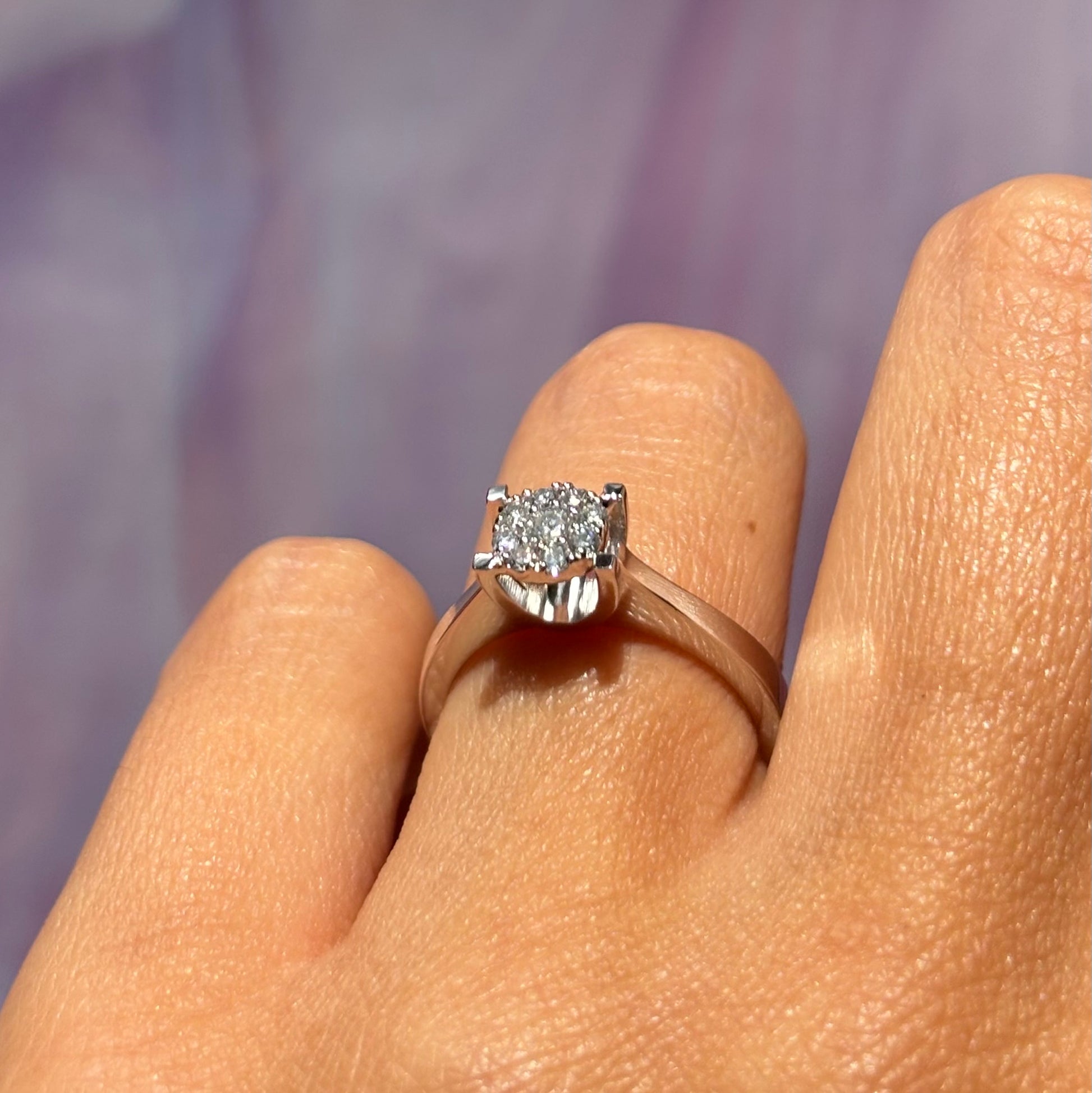 Пръстен от бяло злато с диаманти 0.23 карата