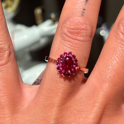 Дамски пръстен от розово злато с рубини 1.56 карата