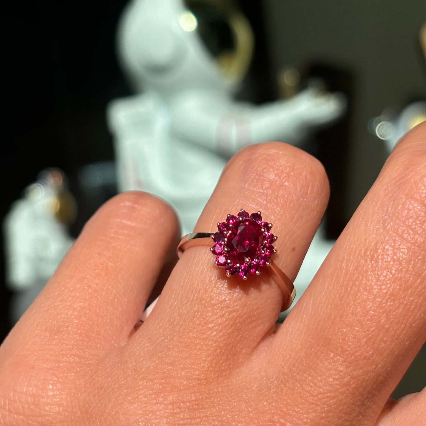 Дамски пръстен от розово злато с рубини 1.56 карата