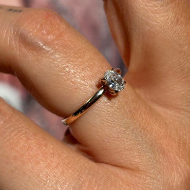 Диамантен пръстен розово злато част от нашите нови модели златни пръстени с диаманти 