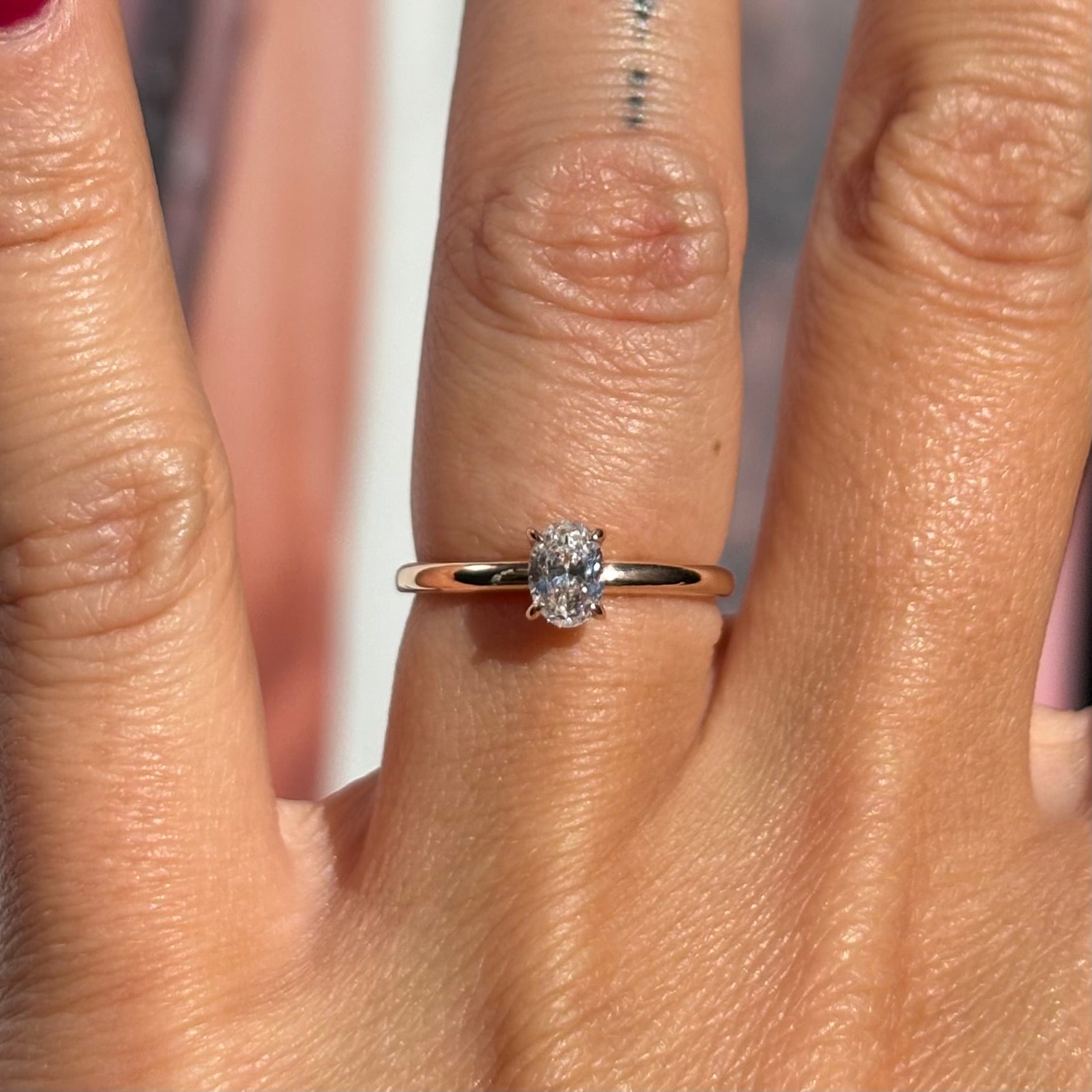 Луксозен пръстен за жена от розово злато с диамант 0.34 карата