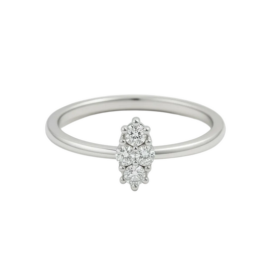 White gold ring with diamonds 0.06 carats