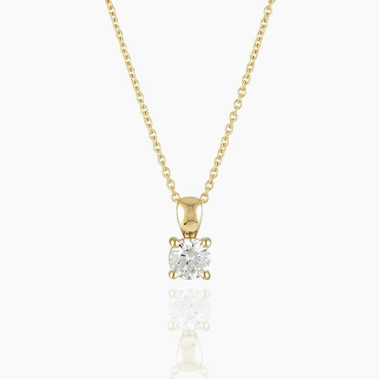 Yellow gold pendant with 0.10 carat diamond