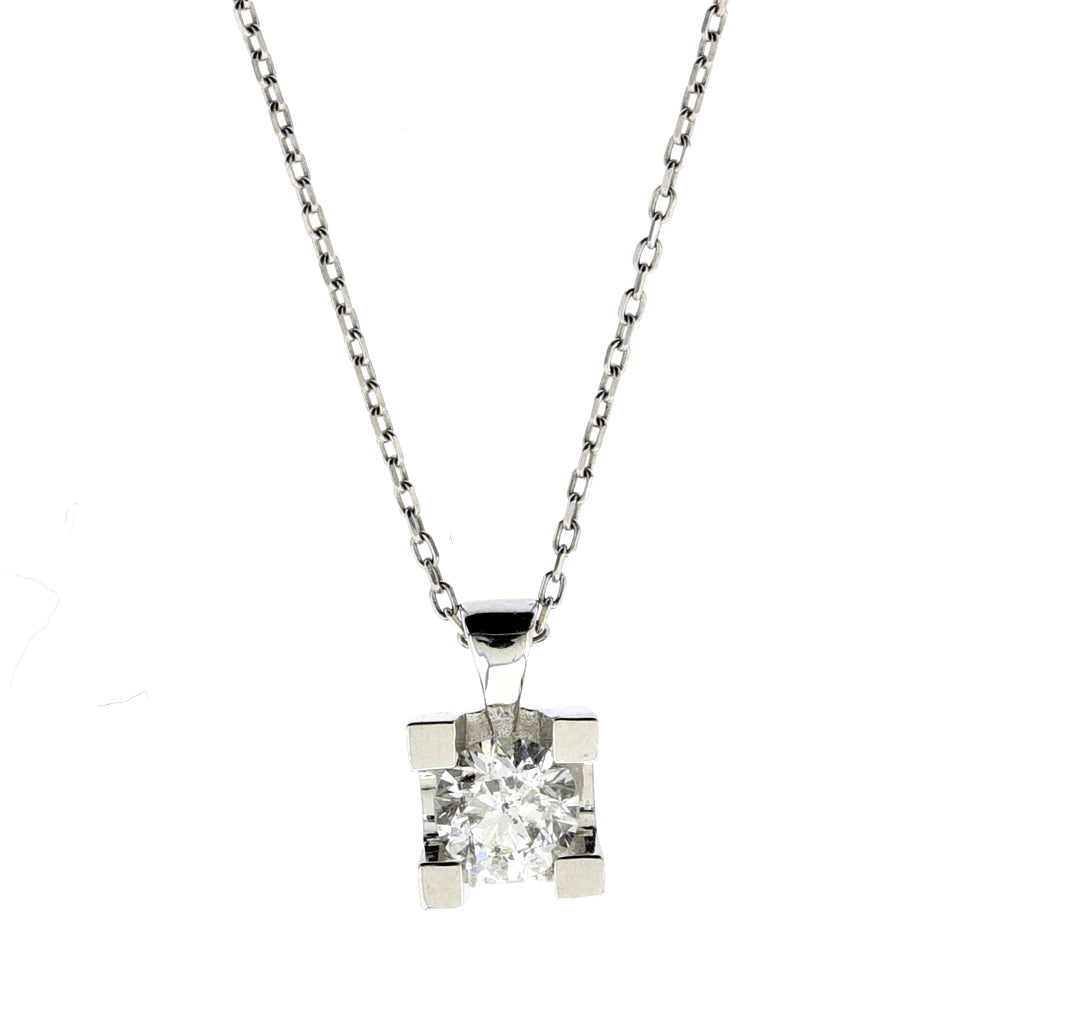 Класическа висулка бяло злато 0.40 карата