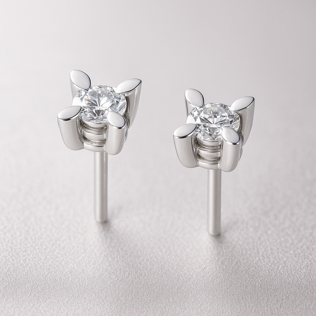 White gold earrings with diamonds 0.25 carats