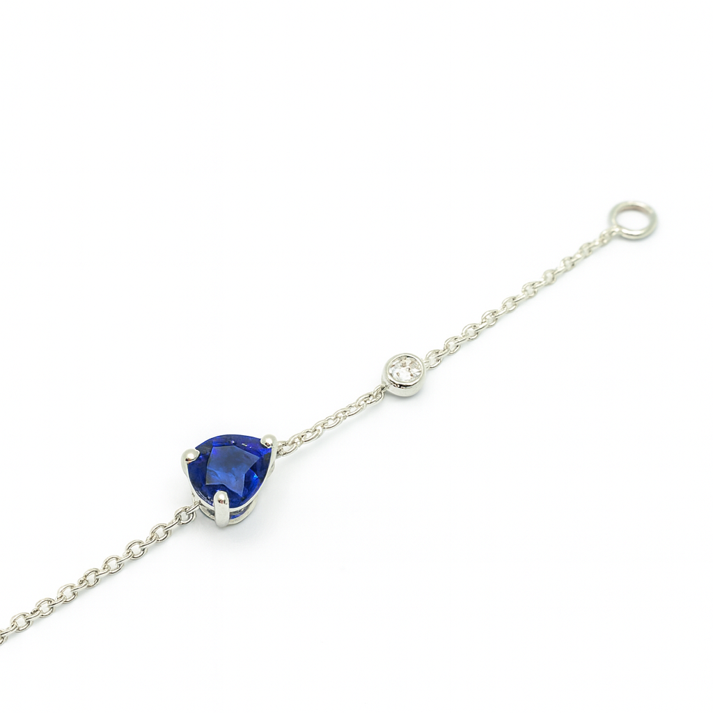 White gold bracelet with diamonds and sapphire 0.83 carats
