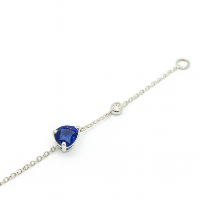 White gold bracelet with diamonds and sapphire 0.83 carats