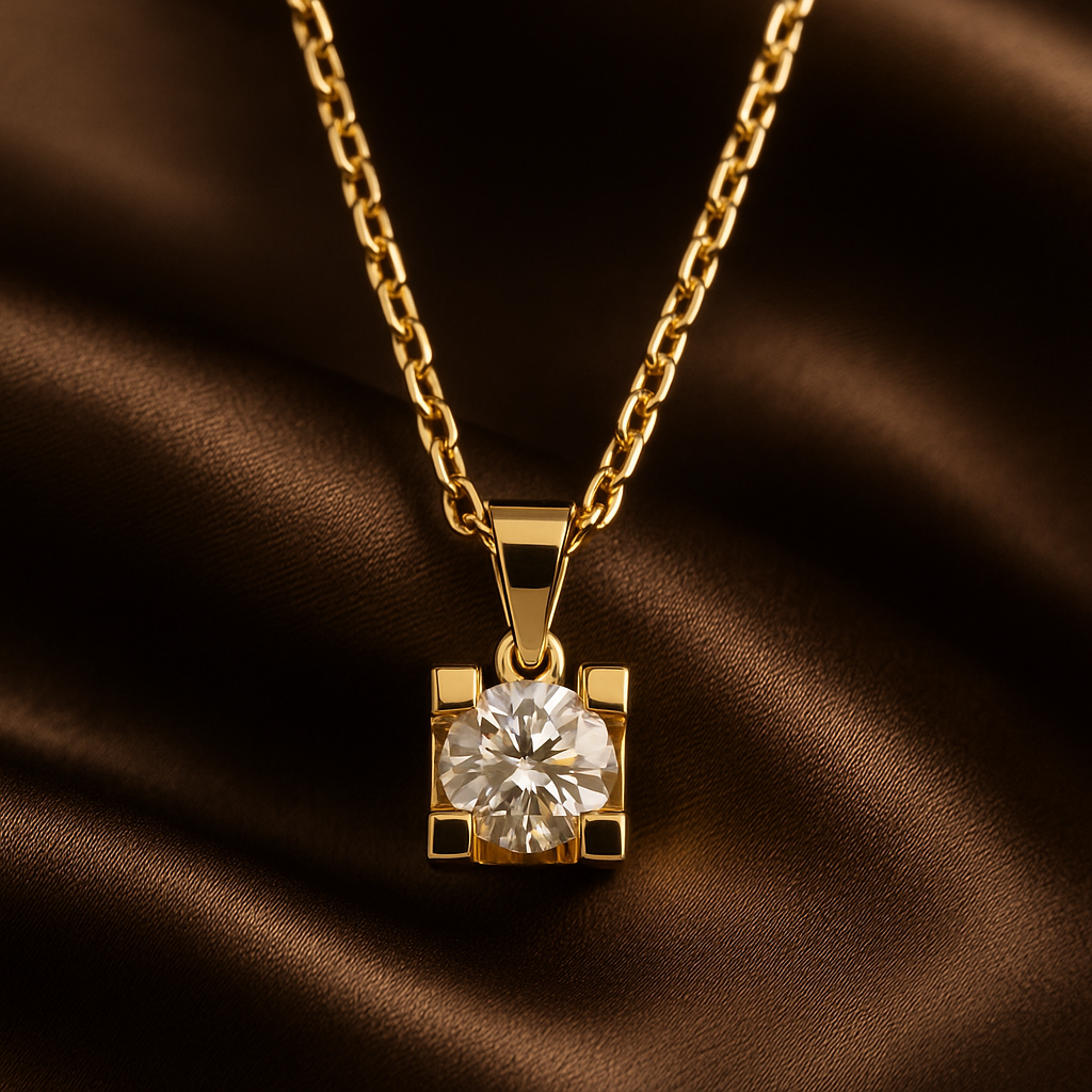 Висулка от жълто злато с диамант 0.20 карата