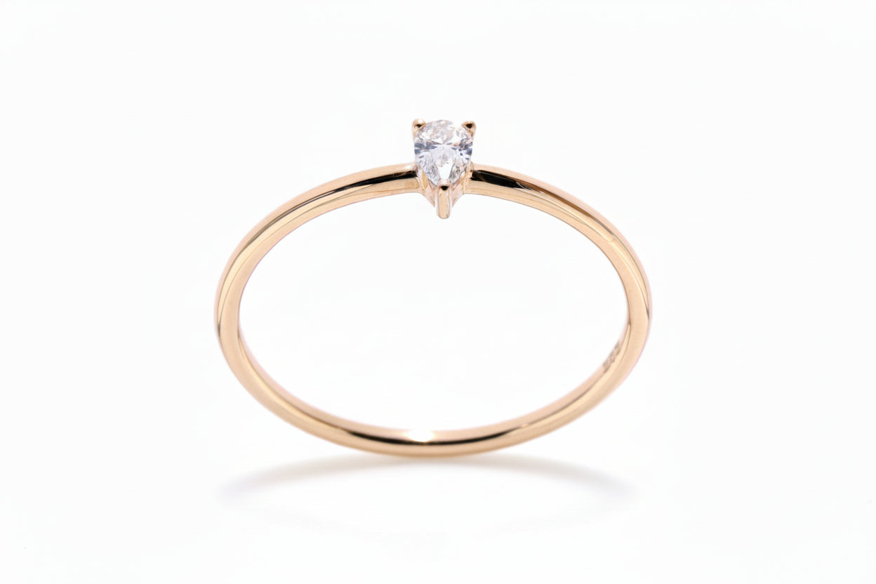 Годежен пръстен розово злато с диамант капка