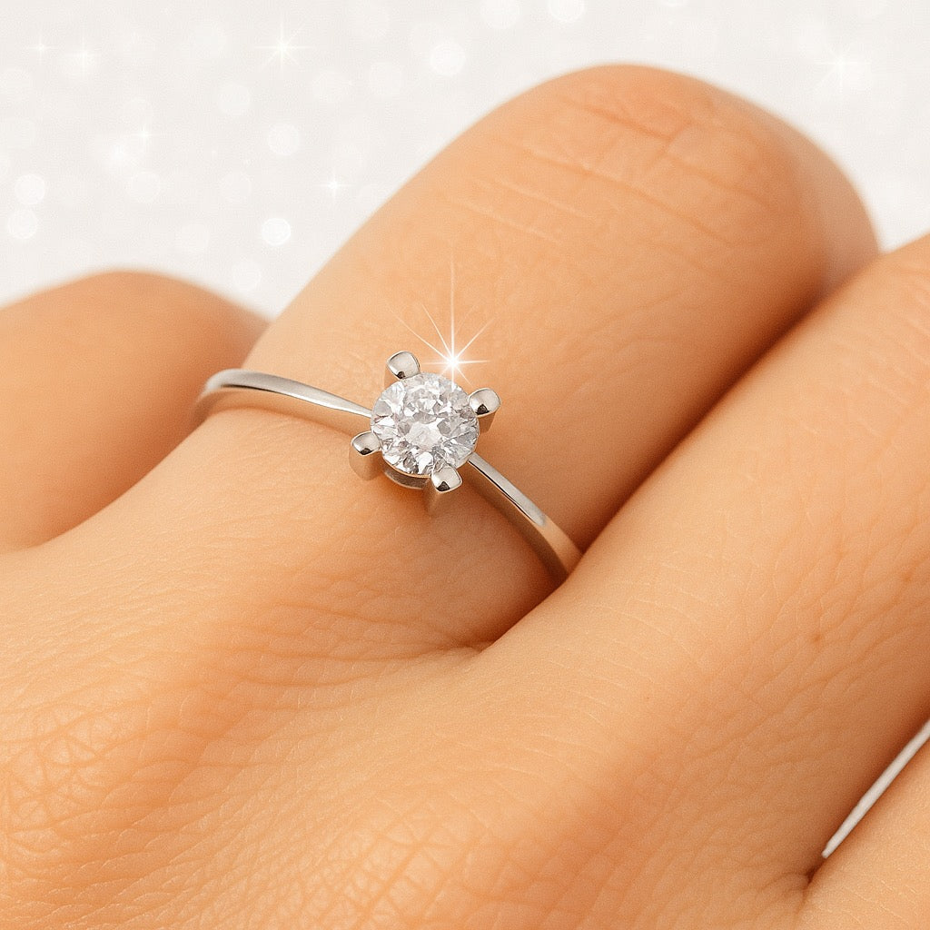 Годежен пръстен от бяло злато с диамант 0.13 карата